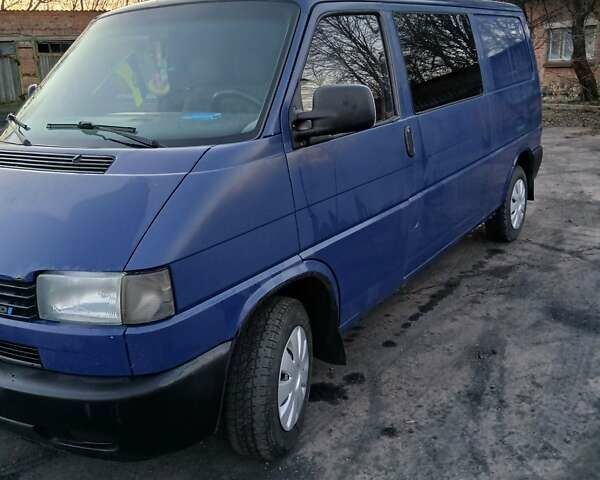 Синий Фольксваген Transporter, объемом двигателя 2.46 л и пробегом 650 тыс. км за 6000 $, фото 3 на Automoto.ua