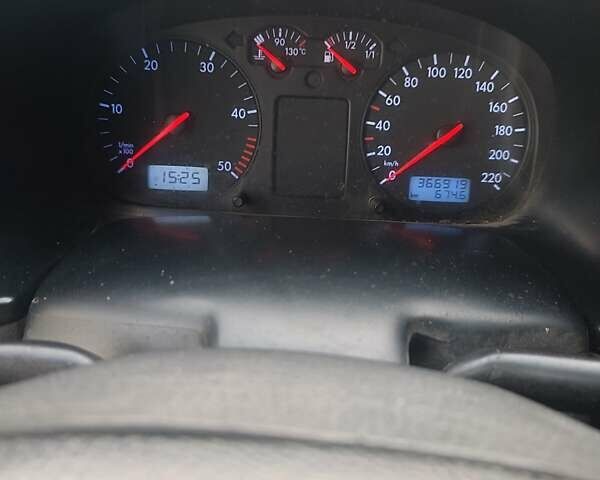 Синий Фольксваген Transporter, объемом двигателя 2.46 л и пробегом 366 тыс. км за 6200 $, фото 3 на Automoto.ua