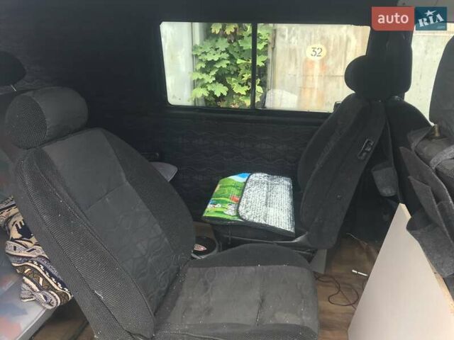 Синий Фольксваген Transporter, объемом двигателя 2.5 л и пробегом 400 тыс. км за 5950 $, фото 6 на Automoto.ua