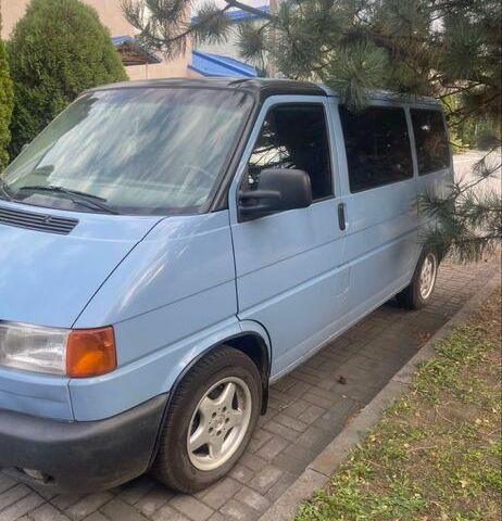 Синій Фольксваген Transporter, об'ємом двигуна 2.5 л та пробігом 300 тис. км за 4632 $, фото 1 на Automoto.ua