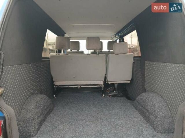 Синій Фольксваген Transporter, об'ємом двигуна 2.5 л та пробігом 317 тис. км за 7200 $, фото 16 на Automoto.ua