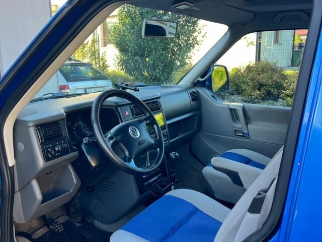Синій Фольксваген Transporter, об'ємом двигуна 2.5 л та пробігом 261 тис. км за 2500 $, фото 5 на Automoto.ua