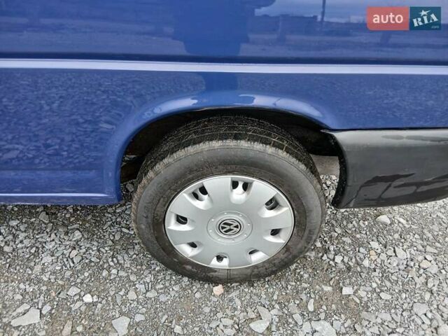 Синий Фольксваген Transporter, объемом двигателя 2.5 л и пробегом 345 тыс. км за 7999 $, фото 42 на Automoto.ua