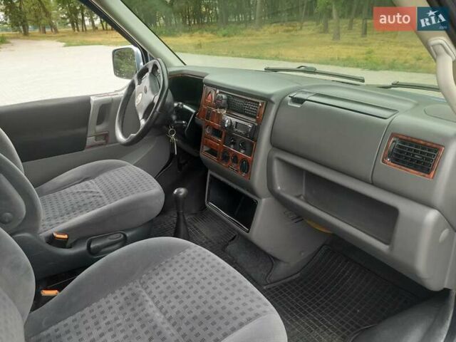 Синий Фольксваген Transporter, объемом двигателя 2.46 л и пробегом 364 тыс. км за 8500 $, фото 3 на Automoto.ua