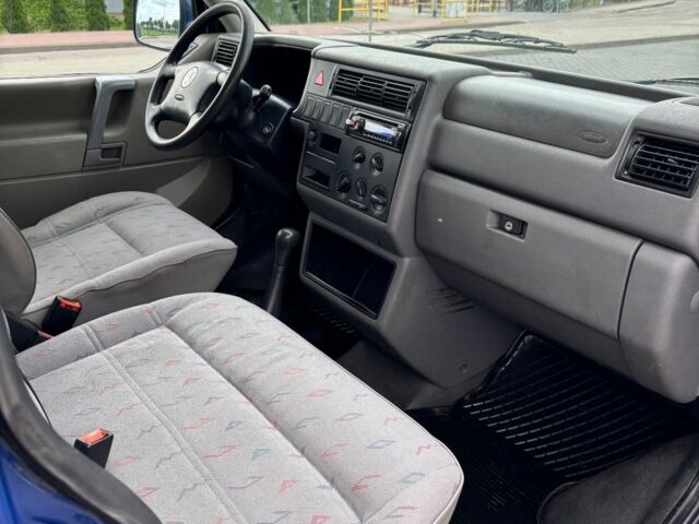 Синий Фольксваген Transporter, объемом двигателя 1.9 л и пробегом 280 тыс. км за 2850 $, фото 6 на Automoto.ua
