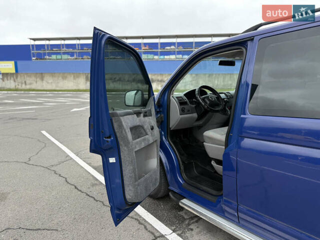 Синій Фольксваген Transporter, об'ємом двигуна 1.9 л та пробігом 373 тис. км за 9800 $, фото 11 на Automoto.ua