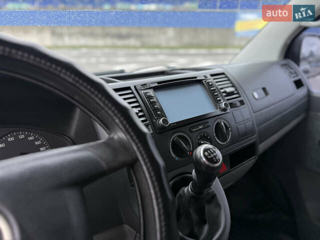 Синій Фольксваген Transporter, об'ємом двигуна 1.9 л та пробігом 373 тис. км за 9800 $, фото 14 на Automoto.ua