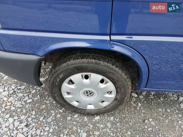 Синий Фольксваген Transporter, объемом двигателя 2.5 л и пробегом 345 тыс. км за 7999 $, фото 40 на Automoto.ua