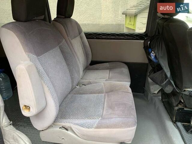 Синий Фольксваген Transporter, объемом двигателя 2.5 л и пробегом 343 тыс. км за 6500 $, фото 3 на Automoto.ua