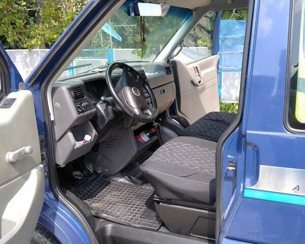 Синий Фольксваген Transporter, объемом двигателя 2.5 л и пробегом 360 тыс. км за 8500 $, фото 10 на Automoto.ua