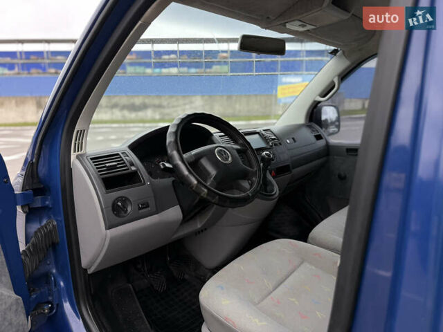 Синій Фольксваген Transporter, об'ємом двигуна 1.9 л та пробігом 373 тис. км за 9800 $, фото 12 на Automoto.ua