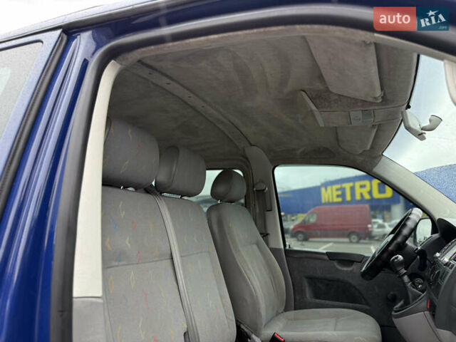 Синій Фольксваген Transporter, об'ємом двигуна 1.9 л та пробігом 373 тис. км за 9800 $, фото 22 на Automoto.ua