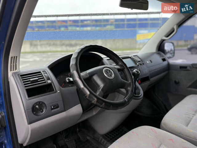 Синій Фольксваген Transporter, об'ємом двигуна 1.9 л та пробігом 373 тис. км за 9800 $, фото 13 на Automoto.ua