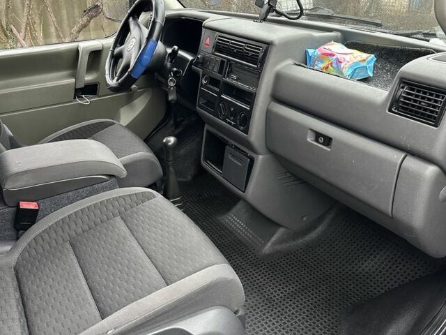 Синій Фольксваген Transporter, об'ємом двигуна 2.5 л та пробігом 445 тис. км за 6500 $, фото 5 на Automoto.ua