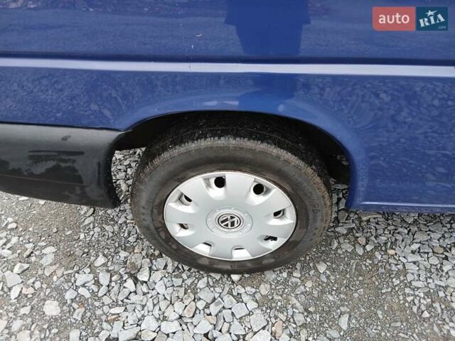 Синий Фольксваген Transporter, объемом двигателя 2.5 л и пробегом 345 тыс. км за 7999 $, фото 43 на Automoto.ua