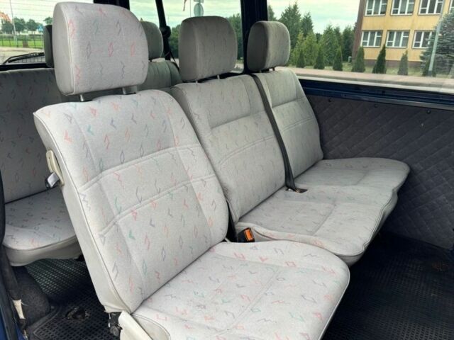 Синий Фольксваген Transporter, объемом двигателя 2.5 л и пробегом 234 тыс. км за 2347 $, фото 6 на Automoto.ua