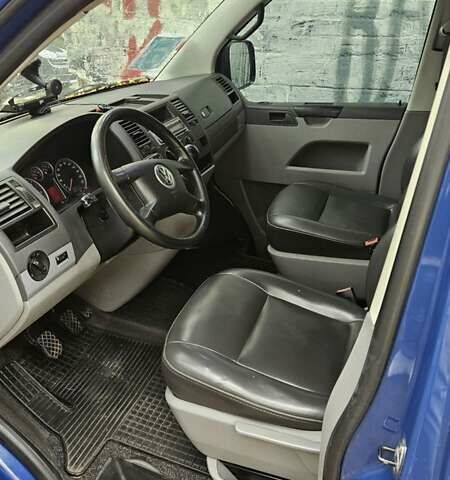 Синий Фольксваген Transporter, объемом двигателя 2.5 л и пробегом 300 тыс. км за 9300 $, фото 13 на Automoto.ua