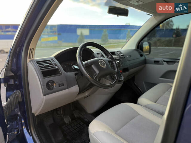 Синій Фольксваген Transporter, об'ємом двигуна 2.5 л та пробігом 285 тис. км за 9800 $, фото 13 на Automoto.ua