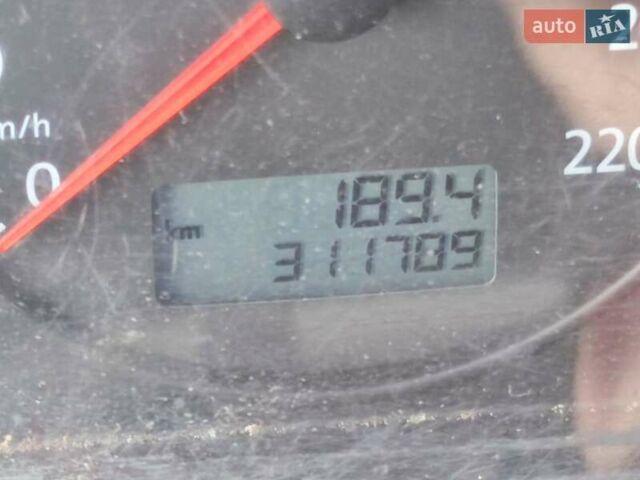 Синий Фольксваген Transporter, объемом двигателя 2.5 л и пробегом 311 тыс. км за 6700 $, фото 6 на Automoto.ua