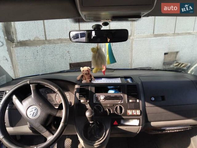 Синий Фольксваген Transporter, объемом двигателя 2.5 л и пробегом 374 тыс. км за 8500 $, фото 7 на Automoto.ua