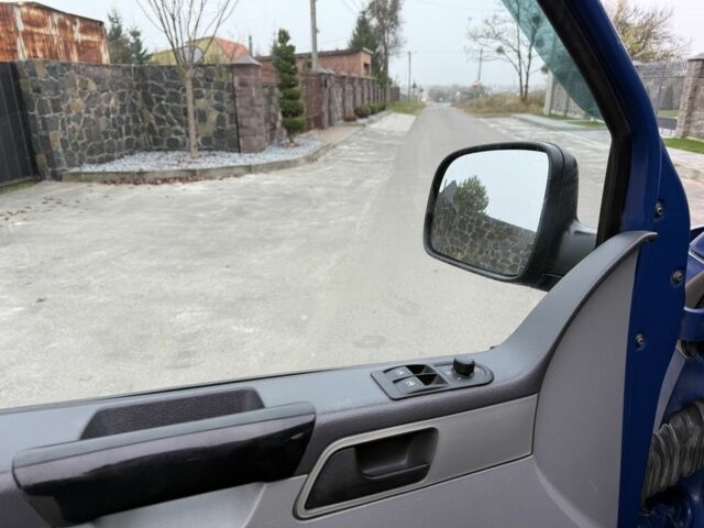 Синий Фольксваген Transporter, объемом двигателя 1.9 л и пробегом 339 тыс. км за 8500 $, фото 7 на Automoto.ua