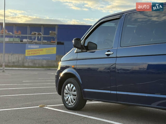 Синій Фольксваген Transporter, об'ємом двигуна 2.5 л та пробігом 285 тис. км за 9800 $, фото 4 на Automoto.ua