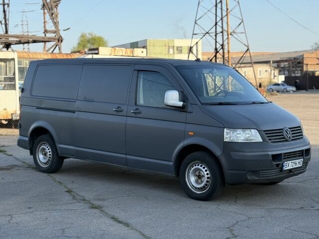 Синий Фольксваген Transporter, объемом двигателя 2.5 л и пробегом 500 тыс. км за 5500 $, фото 2 на Automoto.ua