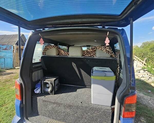 Синий Фольксваген Transporter, объемом двигателя 3.2 л и пробегом 280 тыс. км за 11300 $, фото 3 на Automoto.ua