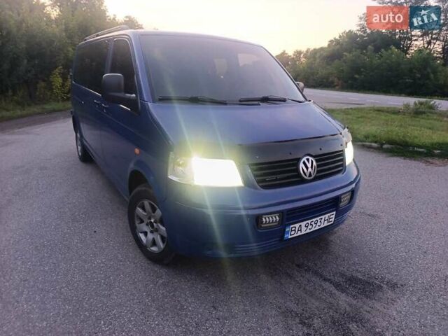 Синий Фольксваген Transporter, объемом двигателя 2.5 л и пробегом 360 тыс. км за 9600 $, фото 3 на Automoto.ua