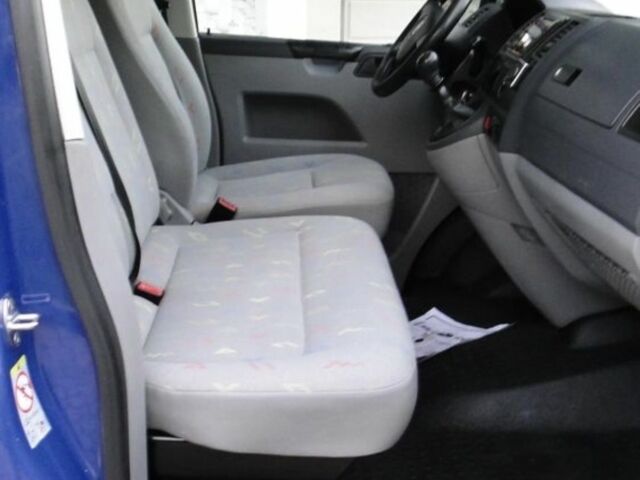 Синий Фольксваген Transporter, объемом двигателя 1.9 л и пробегом 288 тыс. км за 2100 $, фото 4 на Automoto.ua