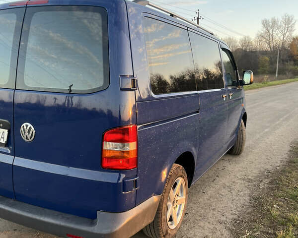 Синий Фольксваген Transporter, объемом двигателя 1.9 л и пробегом 260 тыс. км за 9500 $, фото 2 на Automoto.ua