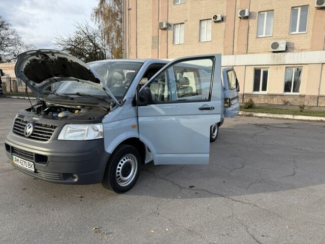 Синій Фольксваген Transporter, об'ємом двигуна 2.5 л та пробігом 320 тис. км за 8000 $, фото 2 на Automoto.ua