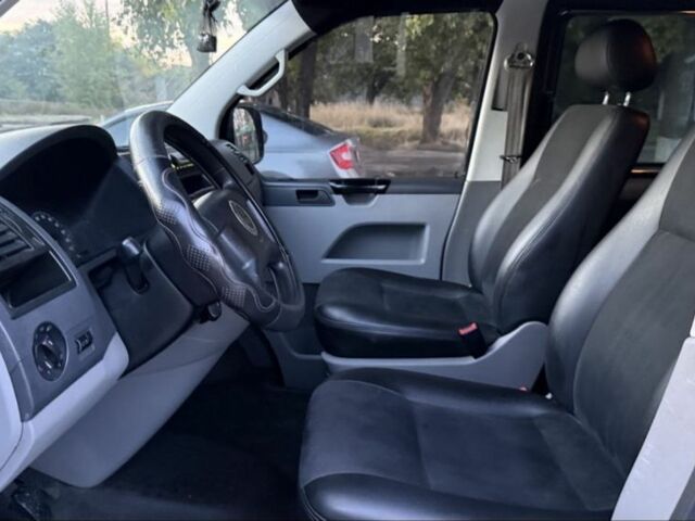 Синий Фольксваген Transporter, объемом двигателя 1.9 л и пробегом 250 тыс. км за 8500 $, фото 6 на Automoto.ua