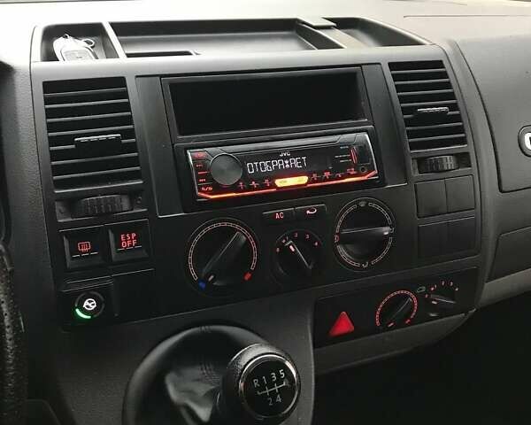 Синий Фольксваген Transporter, объемом двигателя 1.98 л и пробегом 312 тыс. км за 10500 $, фото 14 на Automoto.ua