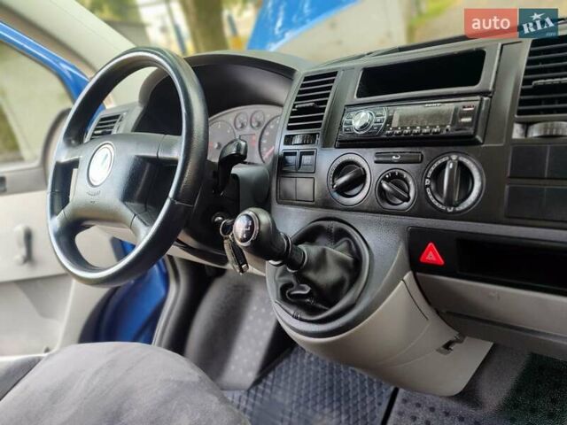 Синій Фольксваген Transporter, об'ємом двигуна 1.9 л та пробігом 234 тис. км за 8350 $, фото 25 на Automoto.ua