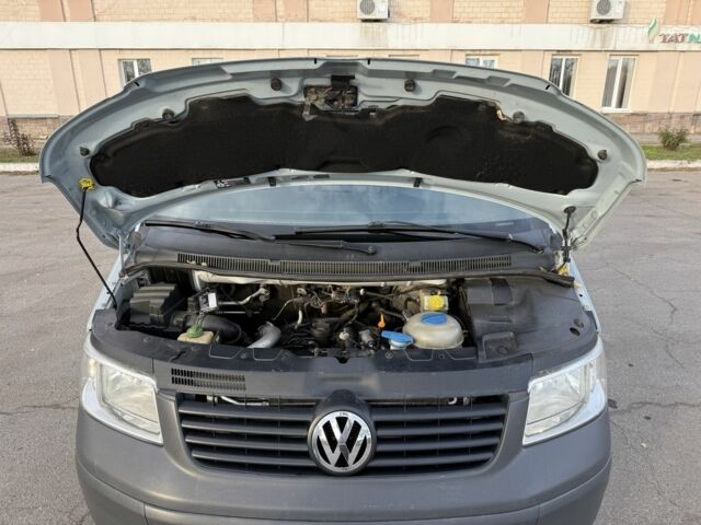 Синій Фольксваген Transporter, об'ємом двигуна 2.5 л та пробігом 320 тис. км за 8000 $, фото 16 на Automoto.ua