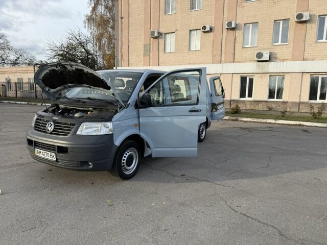Синій Фольксваген Transporter, об'ємом двигуна 2.5 л та пробігом 320 тис. км за 8000 $, фото 3 на Automoto.ua