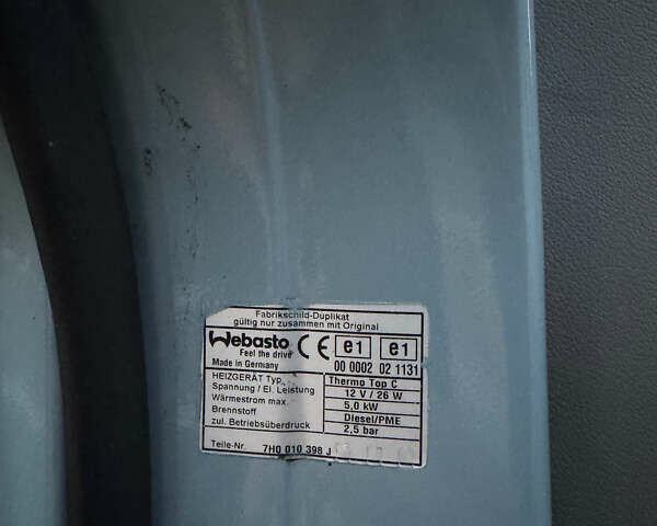 Синий Фольксваген Transporter, объемом двигателя 1.9 л и пробегом 325 тыс. км за 9000 $, фото 31 на Automoto.ua