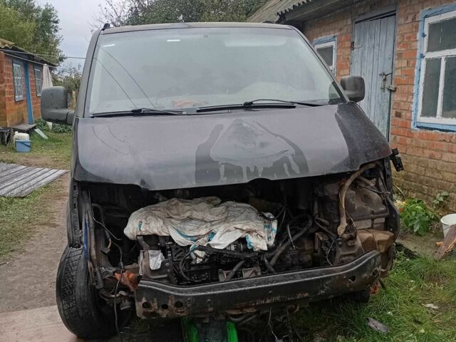 Синий Фольксваген Transporter, объемом двигателя 2.5 л и пробегом 246 тыс. км за 4000 $, фото 1 на Automoto.ua