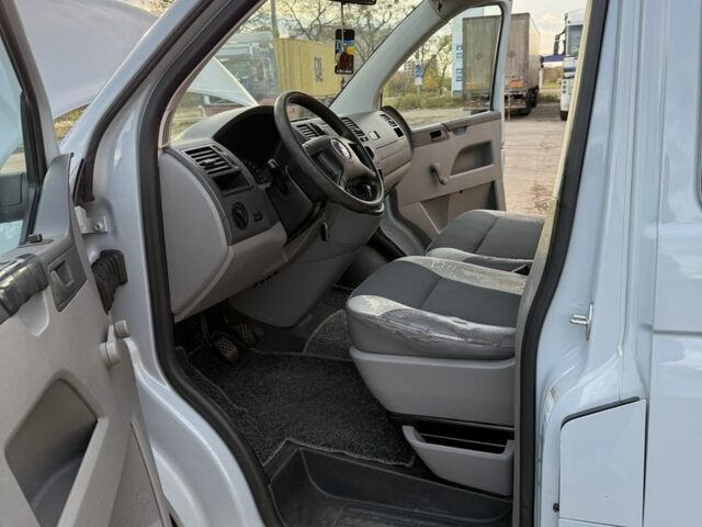 Синій Фольксваген Transporter, об'ємом двигуна 2.5 л та пробігом 320 тис. км за 8000 $, фото 7 на Automoto.ua