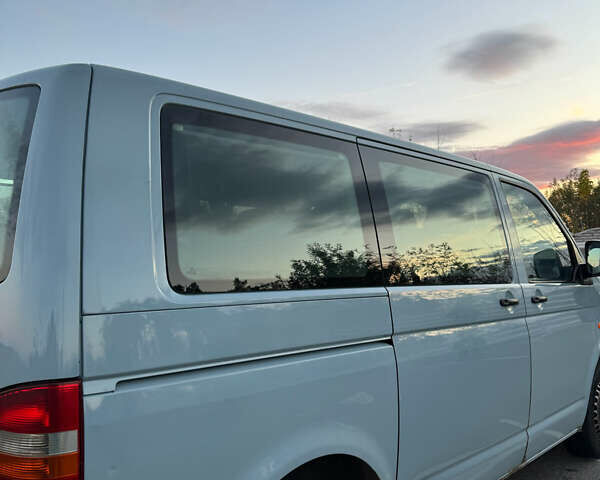 Синий Фольксваген Transporter, объемом двигателя 1.9 л и пробегом 325 тыс. км за 9000 $, фото 14 на Automoto.ua