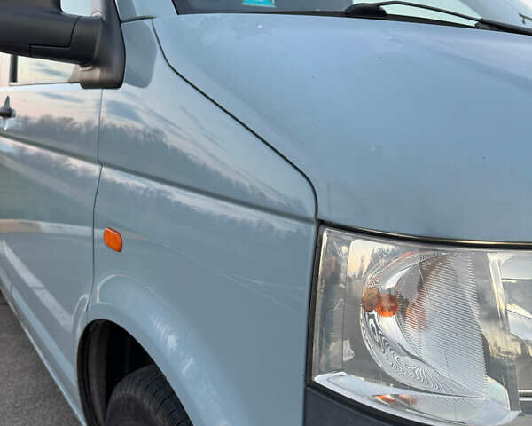 Синий Фольксваген Transporter, объемом двигателя 1.9 л и пробегом 325 тыс. км за 9000 $, фото 9 на Automoto.ua