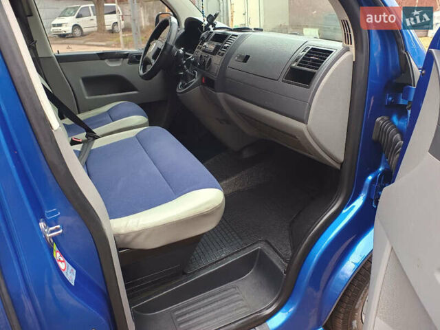 Синий Фольксваген Transporter, объемом двигателя 2.5 л и пробегом 285 тыс. км за 8500 $, фото 32 на Automoto.ua