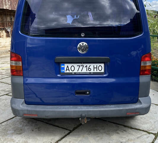 Синий Фольксваген Transporter, объемом двигателя 1.9 л и пробегом 260 тыс. км за 8200 $, фото 3 на Automoto.ua