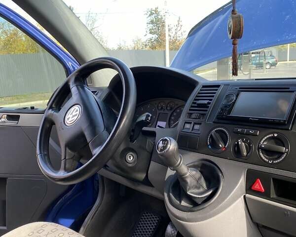 Синий Фольксваген Transporter, объемом двигателя 1.9 л и пробегом 510 тыс. км за 9000 $, фото 5 на Automoto.ua