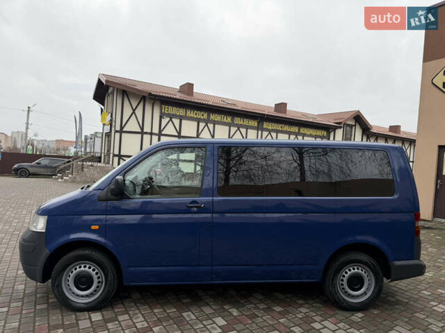 Синий Фольксваген Transporter, объемом двигателя 1.9 л и пробегом 400 тыс. км за 8800 $, фото 38 на Automoto.ua