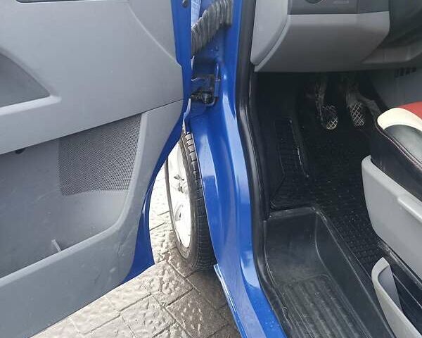 Синий Фольксваген Transporter, объемом двигателя 1.9 л и пробегом 320 тыс. км за 7900 $, фото 13 на Automoto.ua