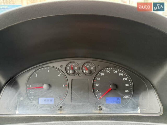 Синий Фольксваген Transporter, объемом двигателя 1.9 л и пробегом 400 тыс. км за 8800 $, фото 57 на Automoto.ua