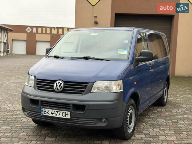 Синий Фольксваген Transporter, объемом двигателя 1.9 л и пробегом 400 тыс. км за 8800 $, фото 10 на Automoto.ua