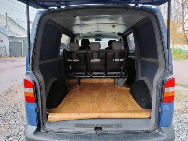 Синий Фольксваген Transporter, объемом двигателя 2.5 л и пробегом 300 тыс. км за 6400 $, фото 6 на Automoto.ua